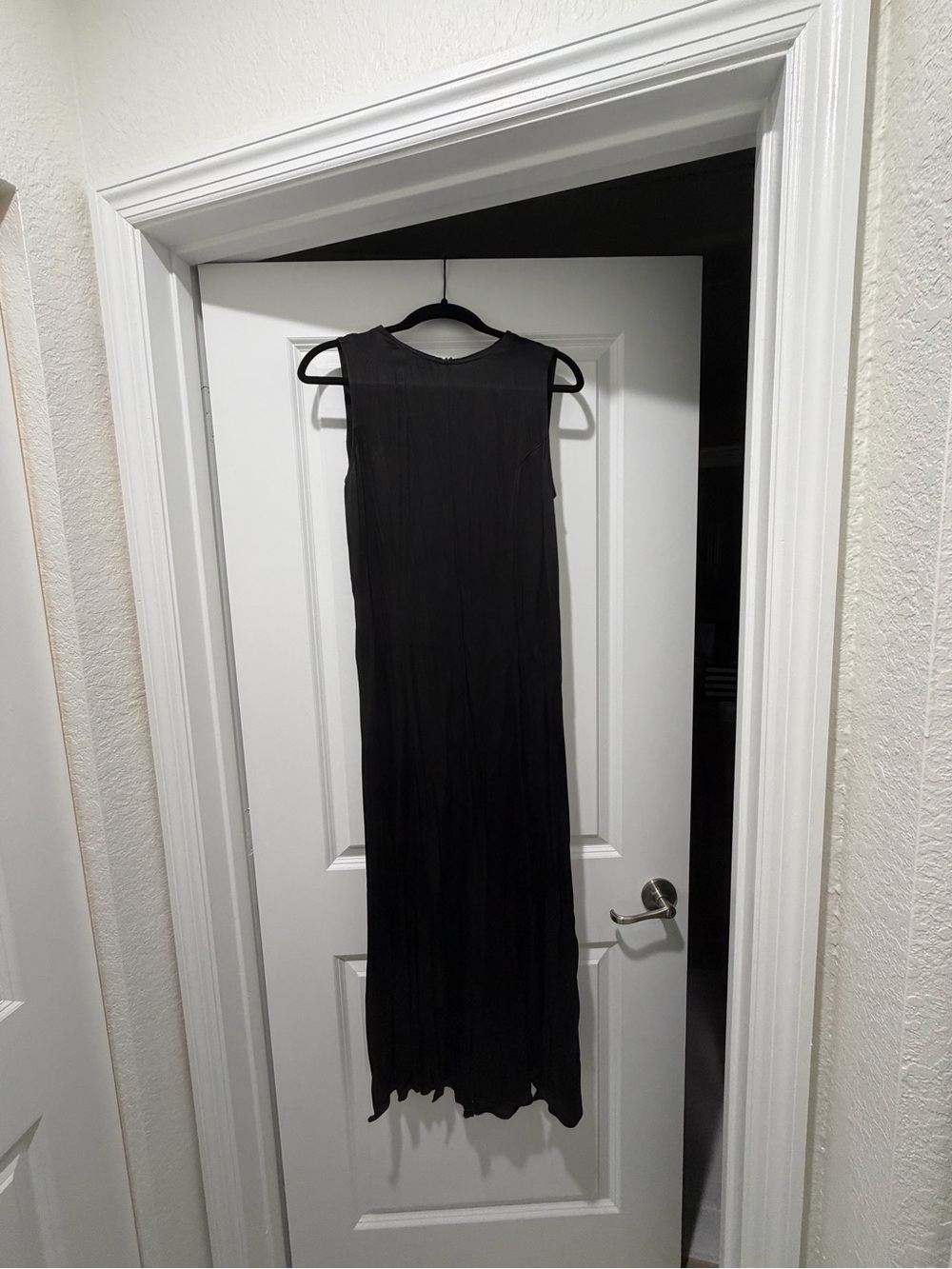 Zara Black Sleeveless Midi Dress - Sleek Minimalist Style